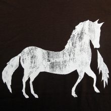 Biologisch t-shirt – Firehorse bruin Geen categorie Biologisch t-shirt – Firehorse bruin Geen categorie